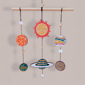 Móvil Infantil Artesanal – Sol y Planetas