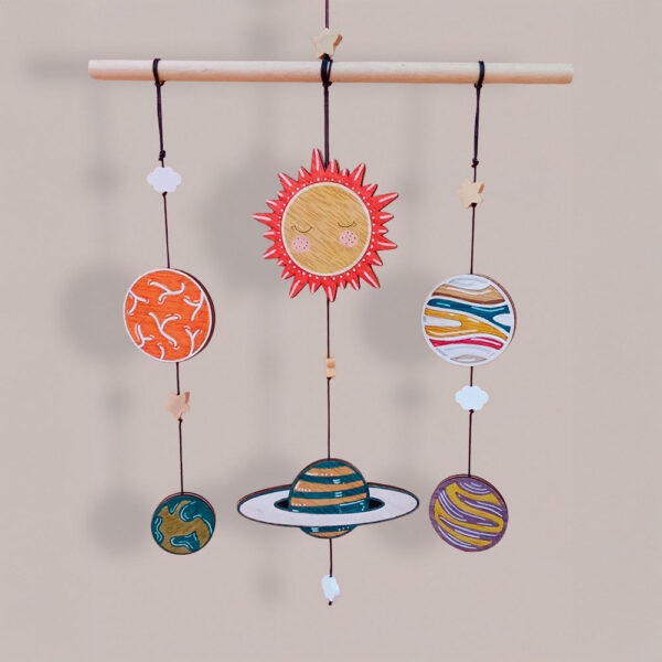 Móvil Infantil Artesanal – Sol y Planetas